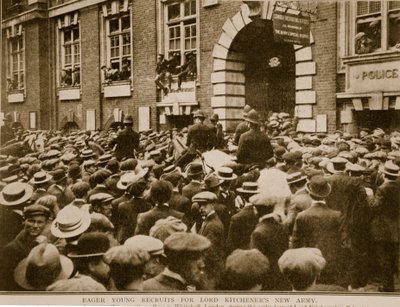 Eager young recruits for Lord Kitchener
